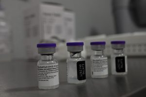 Lietuvą pasiekė vienuoliktoji  „Pfizer“ ir „BioNTech“ vakcinų nuo koronaviruso siunta
