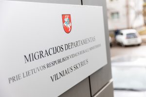 Departamentas įspėja dėl melagingos informacijos užsieniečiams apie deportaciją