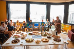 Vilniuje ir Kaune per pietus studentai iš užsienio kviečia pasivaišinti sumuštiniais