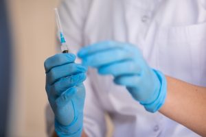 Vakcinos nuo omikron atmainos BA.4 ir BA.5 potipių Lietuvą pasieks spalį
