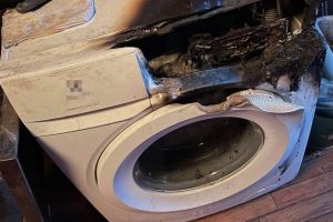Šakių rajone – nelaimė: užsidegus skalbyklei nukentėjo garbaus amžiaus vyras