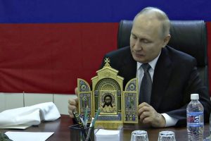 Paviešintas neskelbtas V. Putino vizitas į Ukrainą – daug neatitikimų ir klaustukų