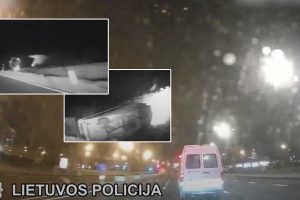 Pamatykite: vaiko vairuoto automobilio gaudynės Klaipėdoje (vaizdo įrašas)