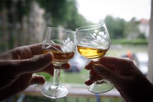 Liūdnoji ir įdomioji statistika: koks lietuvių santykis su alkoholiu?
