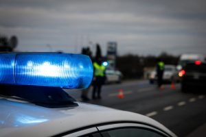 Trakų rajone mirtinai sužalotas prie mašinos stovėjęs vairuotojas