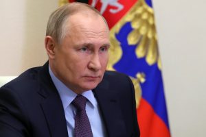 V. Putinas sarkastiškai sureagavo į tai, kad J. Bidenas pavadino jį „kalės vaiku“