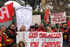 Streikuojant darbuotojams Eifelio bokštas uždarytas jau ketvirtą dieną