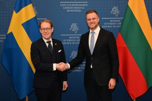 G. Landsbergis su Švedijos ministru aptarė paramą demokratinei Baltarusijos visuomenei