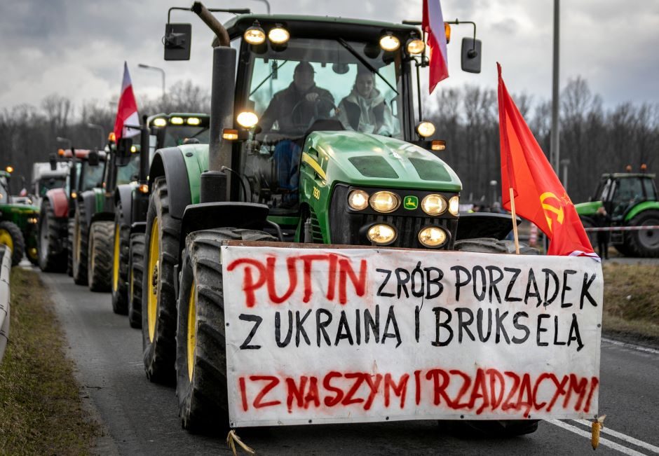 Polska policja wszczęła śledztwo w sprawie proputinowskiego plakatu wywieszonego podczas protestu rolników