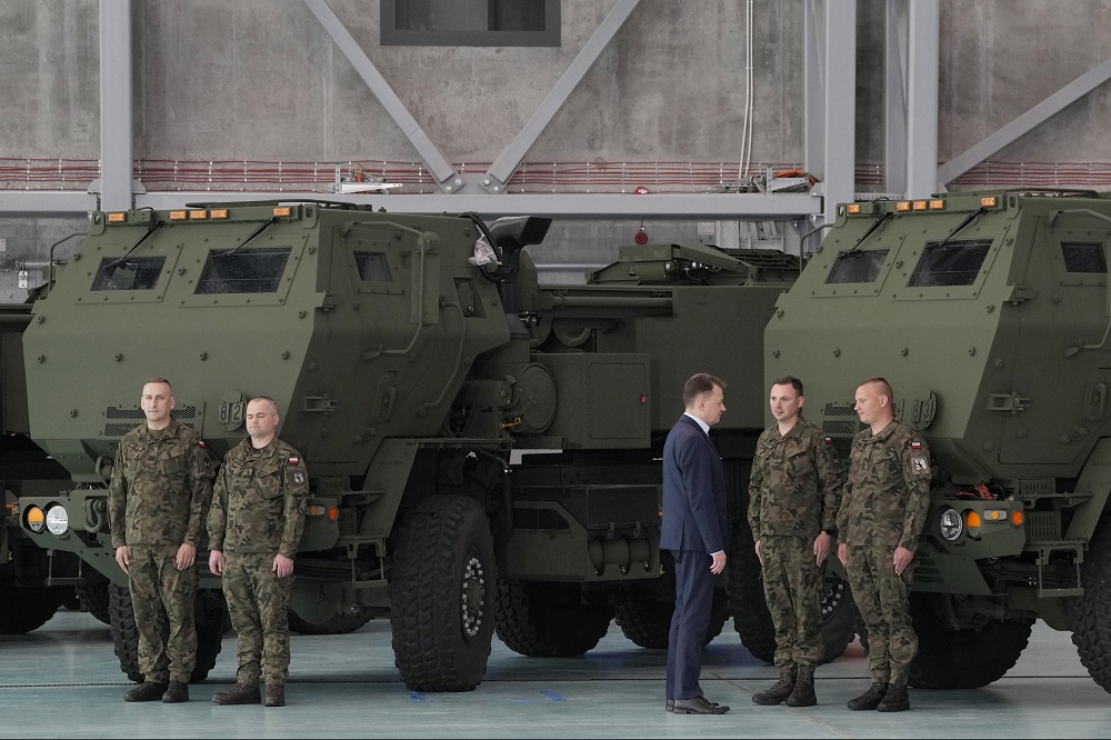 Polska otrzymała pierwsze systemy rakietowe HIMARS: zostaną rozmieszczone w pobliżu granicy z Rosją