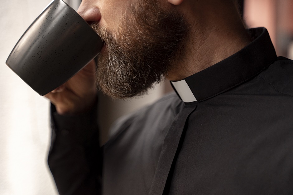 Un’ondata di caldo ha attraversato tre continenti: anche i sacerdoti hanno ammesso che faceva un caldo torrido