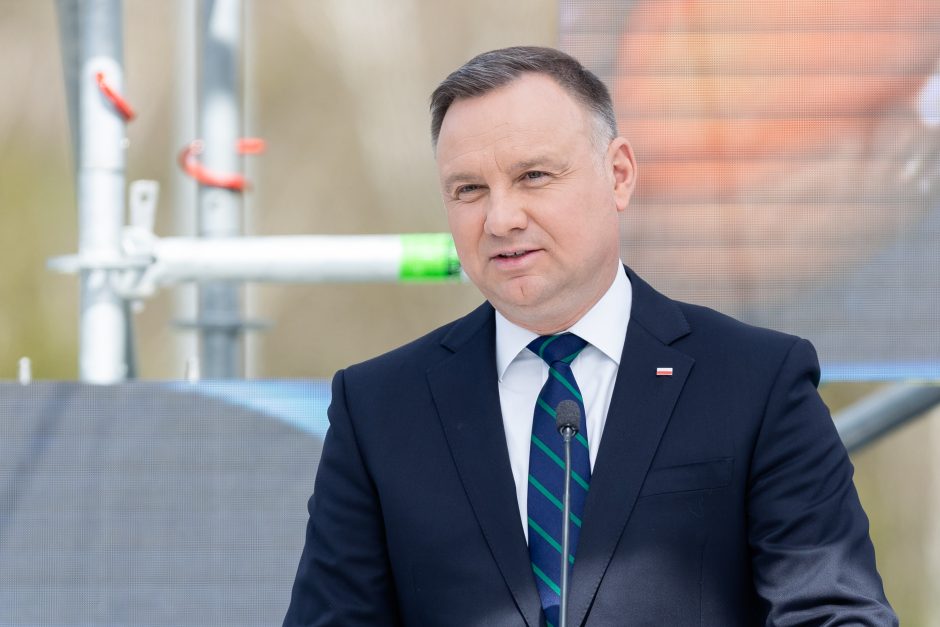 Prezydent Polski obiecuje podpisać ustawę o wpływach rosyjskich