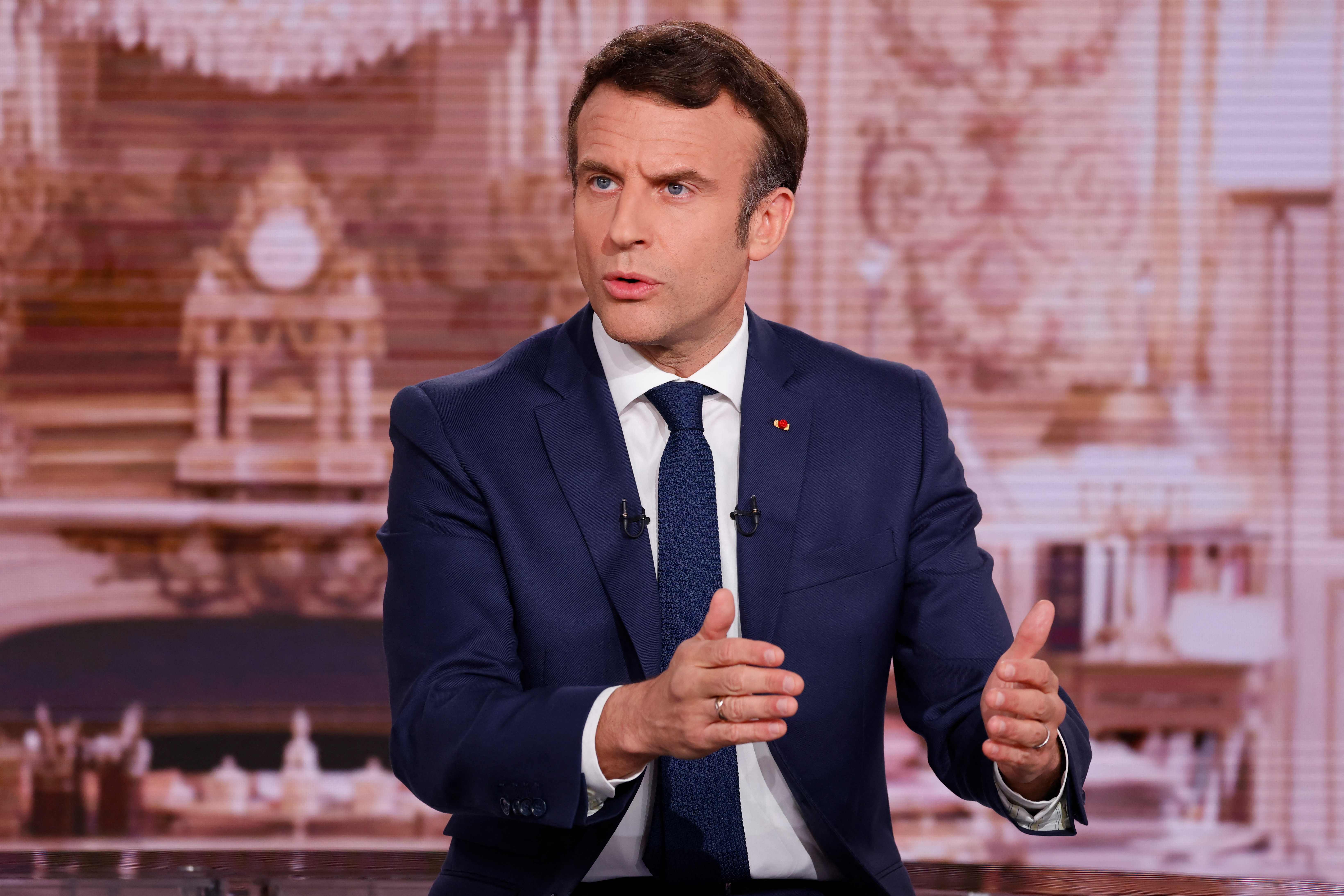 Macron odrzucił krytykę polskiego premiera dotyczącą rozmów z Putinem