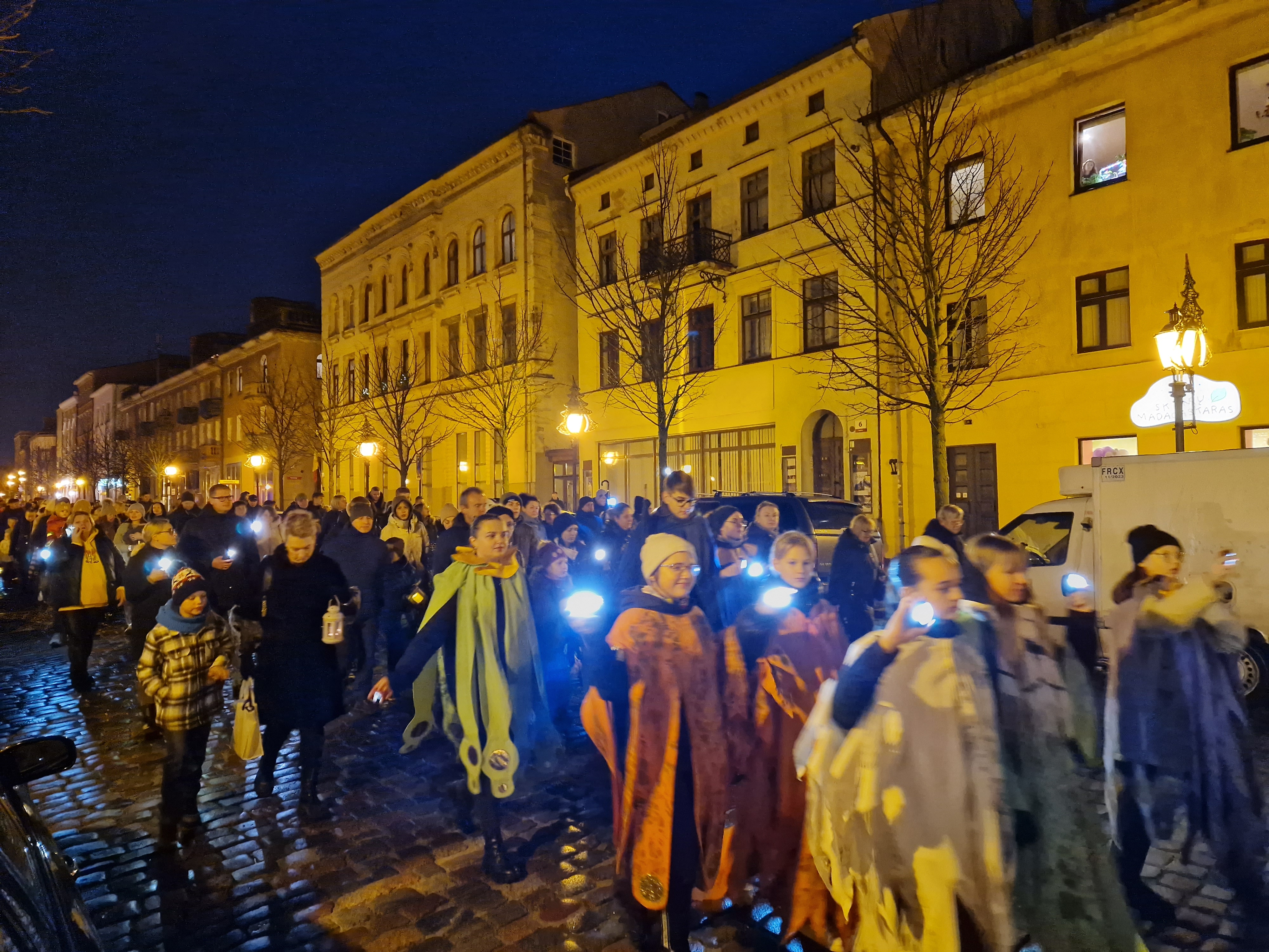 Le luci di St. Martyn hanno illuminato il centro storico di Klaipėda