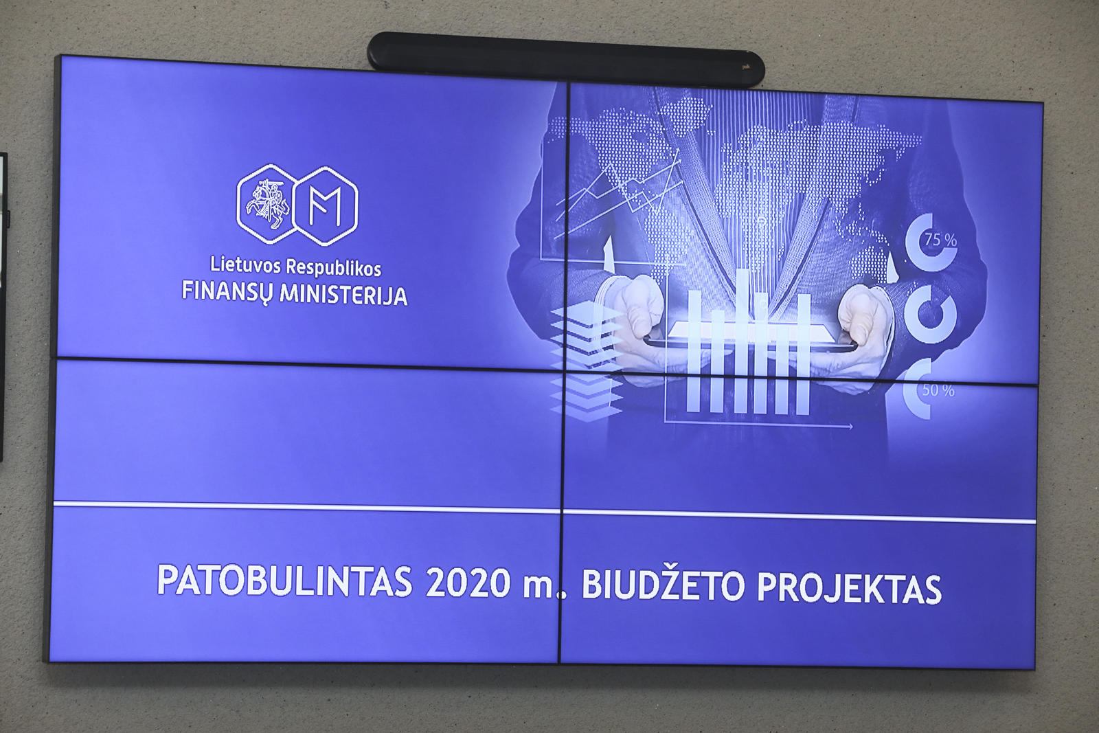 Vyriausybė Pritarė Patobulintam Valstybės Ir Savivaldybių Biudzetų Projektui Diena Lt