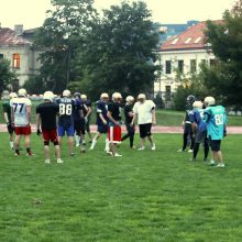 Lietuvoje treniruojasi pirmoji amerikietiškojo futbolo komanda