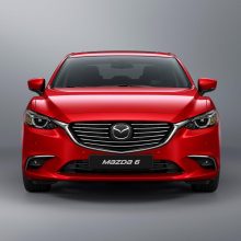Nauja „Mazda6“ pasirodys ir sedano, ir universalo kėbulu