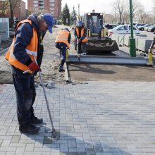Savivaldybės specialistai apžiūrėjo vykdomus Debreceno ir Pempininkų aikščių rekonstrukcijos darbus