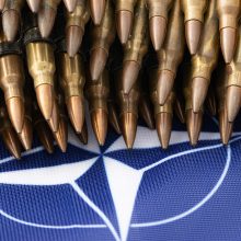 NATO kitais metais skirs Ukrainai 40 mlrd. eurų karinės paramos
