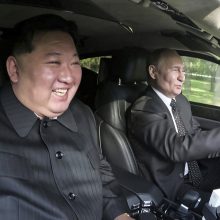 JAV: Šiaurės Korėja planuoja pasiųsti inžinierių dalinius padėti Rusijai