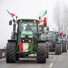 Italijos ūkininkai plečia protestus 
