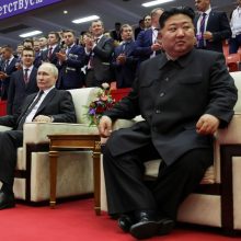 Šiaurės Korėjoje – nemalonus incidentas: rusų ministrai buvo išvaryti iš posėdžių salės