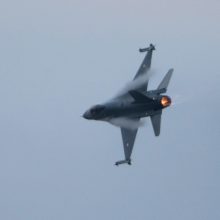 Turkija pasirašė sutartį su JAV dėl naikintuvų F-16 pirkimo