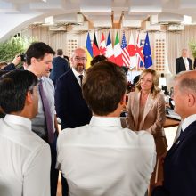 G-7 viršūnių susitikime dėmesys krypsta į tvyrančią įtampą su Kinija