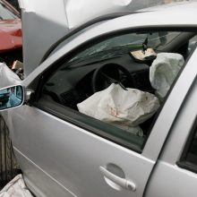 Perspėja automobilių pirkėjus: saugokitės pardavėjų gudrybių