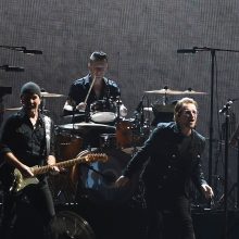 Airių roko grupė U2 pirmą kartą surengė koncertą Indijoje