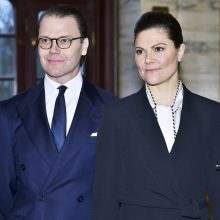 Švedijos sosto įpėdinė Victoria ir jos vyras sureagavo į kalbas apie skyrybas