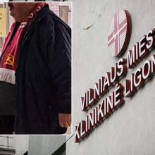 Sovietinę simboliką dėvėjęs Vilniaus ligoninės darbuotojas – policijos akiratyje: pradėtas tyrimas