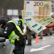 Naujus policininkus vilios 5 tūkst. eurų išmokomis