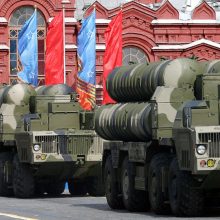 Žiniasklaida: Rusijos valdžia permeta prie Sankt Peterburgo oro gynybos sistemas S-300