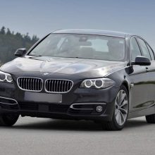 Kontrastai: 5 serijos BMW yra gerai valdomas, bet nepasižymi patikimu varikliu.
