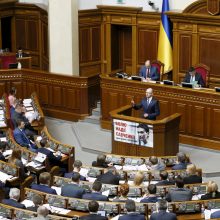 Ukrainos parlamentas patvirtino naują proeuropietišką vyriausybę