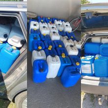 Moters vairuotame automobilyje Klaipėdos rajone rasta 800 litrų naminės degtinės