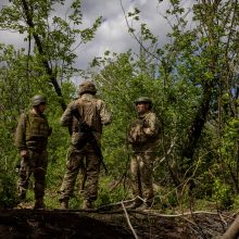Ukrainos kariuomenė: virš 20 tūkst. rusų karių bando šturmuoti Časiv Jarą ir jo apylinkes