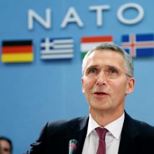 NATO vadovas siūlo sukurti 100 mlrd. eurų fondą Ukrainai apginkluoti