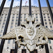 Prie Rusijos gynybos ministerijos stovyklauja į Ukrainą išsiųstų karių artimųjų grupė
