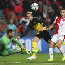 „Borussia“ iškovojo pergalę Prahoje, „SSC Napoli“ prarado taškus Belgijoje