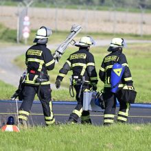 Slovakijoje susidūrus traukiniui ir autobusui žuvo keturi žmonės 