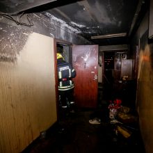 Per gaisrą Dainavoje nukentėjo trys žmonės
