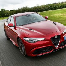 Įspūdingi „Alfa Romeo Giulia“ metai – gausybė apdovanojimų įvairiose šalyse 