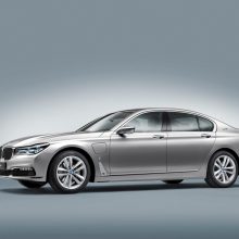 Naujasis „BMW 7 serijos modelis – prabangus ir galingas sedanas