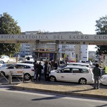 Italijos premjerui skubiai operuota užsikimšusi kraujagyslė