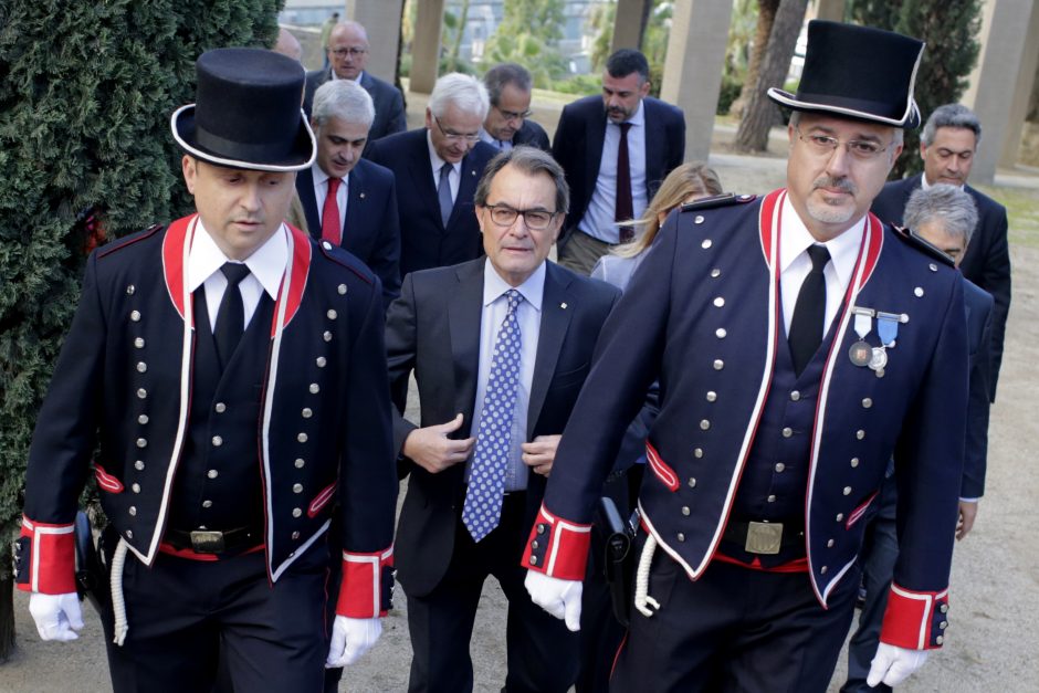 Katalonijos lyderis prisiima visišką atsakomybę už separatistinį balsavimą