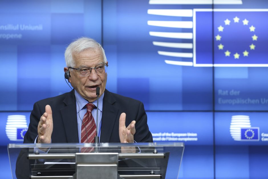 J. Borrellis: ES turi stabdyti Rusiją, išsaugodama ryšio kanalus, kur interesai sutampa