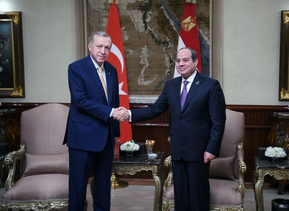 Po daug metų trukusios diplomatinės įtampos susitiko Turkijos ir Egipto prezidentai