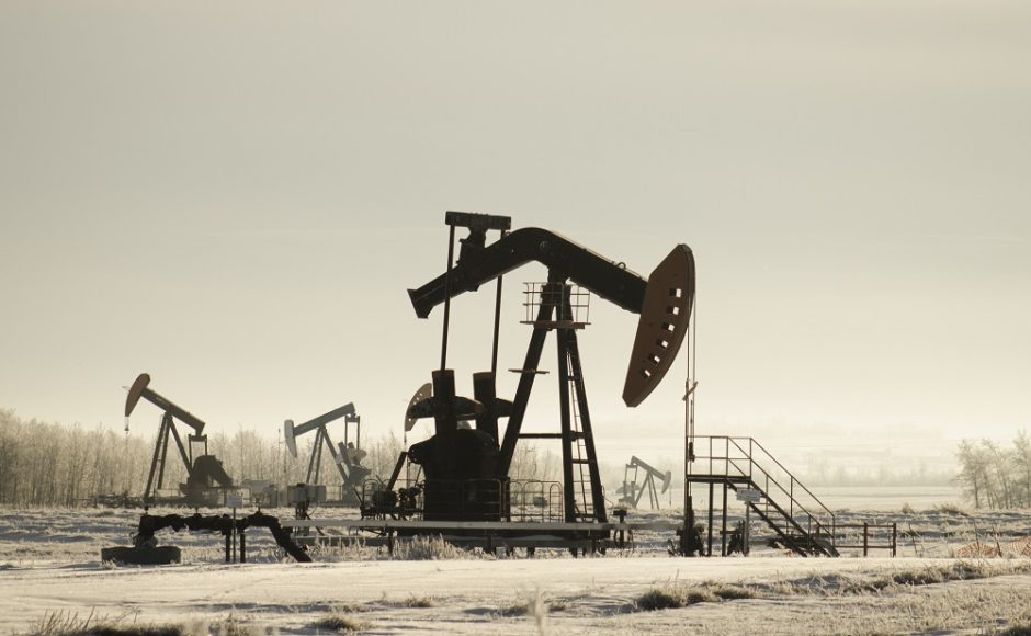 TEA: pasaulinė naftos paklausa 2023 metais pasieks rekordinį lygį